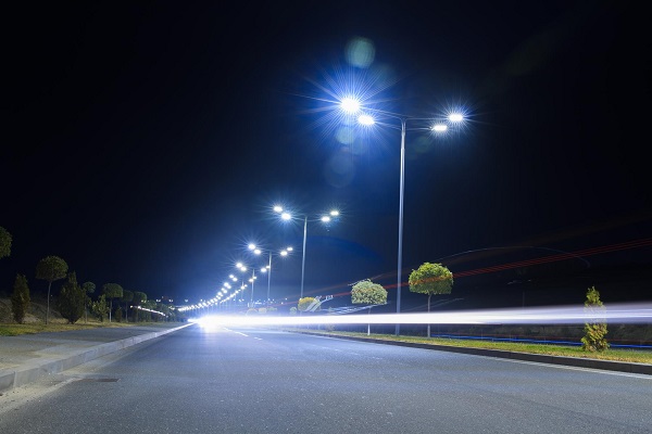 احداث و نگهداری روشنایی